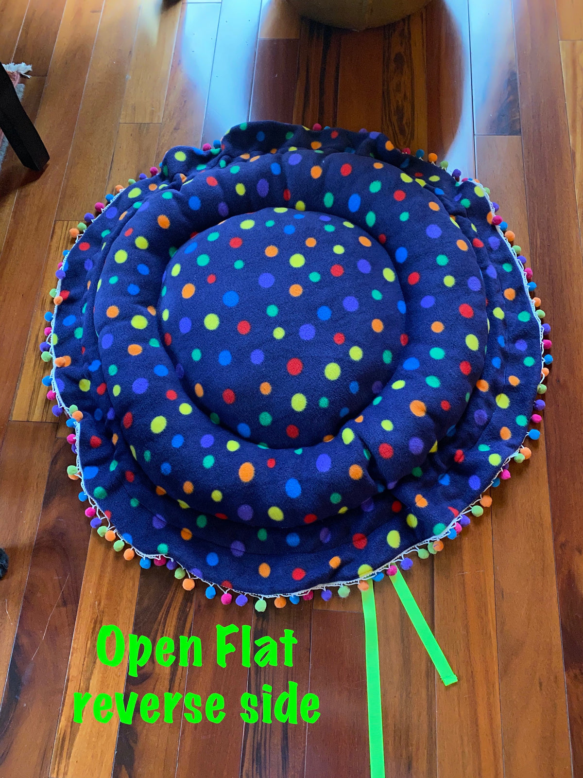 PERFECT NESTING BED for Pets: Reversible & Convertible for Smaller Dogs or Cats